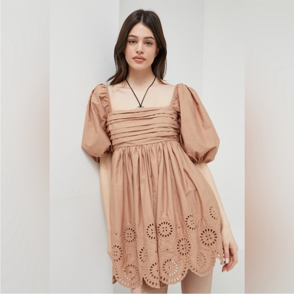 Abercrombie & Fitch Eyelet Puff Sleeve Mini Dress XS Cottagecore Croquette - Picture 2 of 12